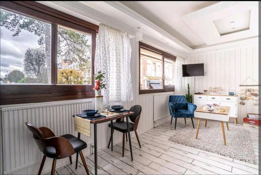 Deauville : Magnifique Studio En Face Du Casino ! Kültér fotó